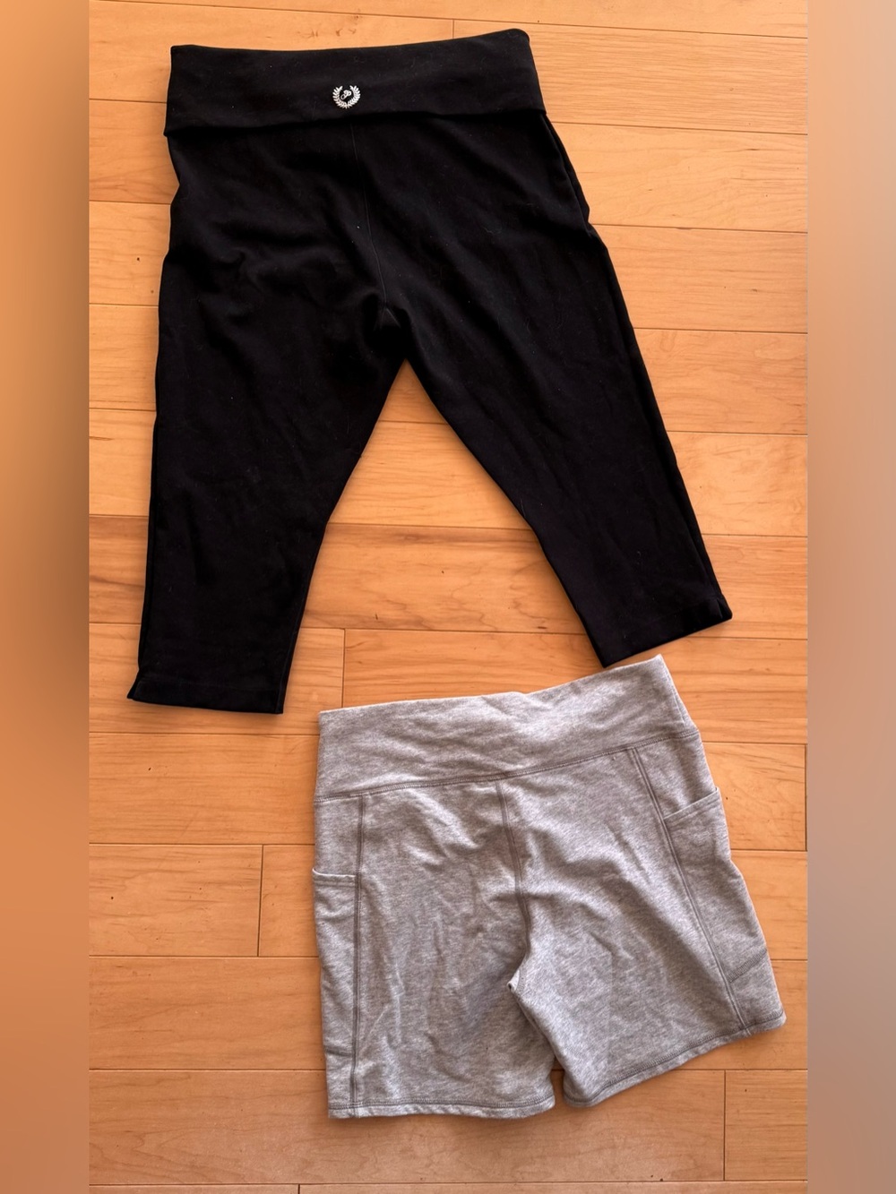 Bundle: Gray AE Biker Shorts & PINK Capri
